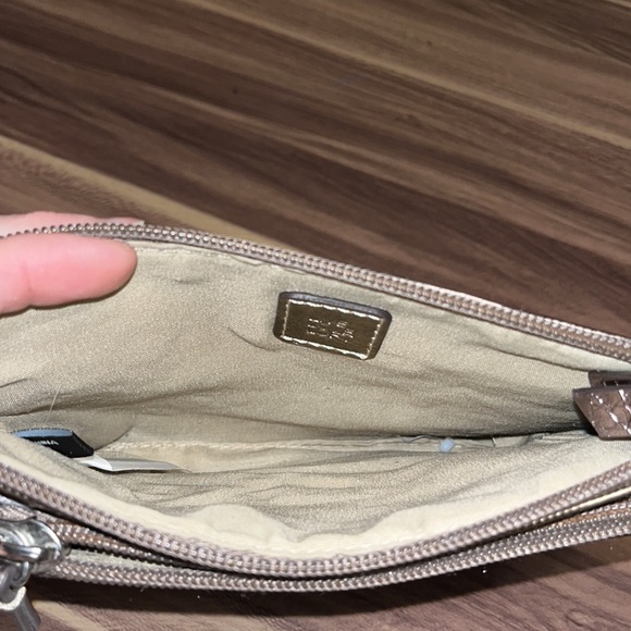 Ann Taylor Loft clutch bag is silver with glitter. - Picture 6 of 9